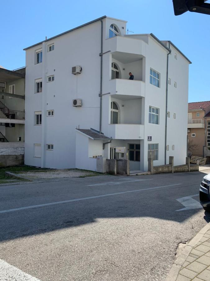 Cozy Beach Apartments Makarska Eksteriør bilde